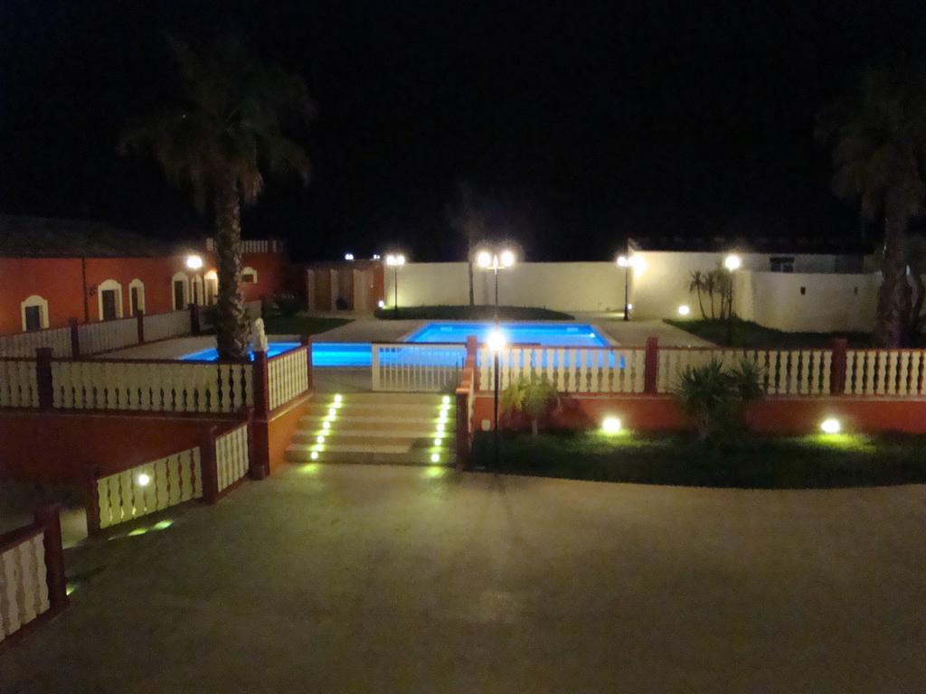 Casa Vacanze Calafarina Pachino Ngoại thất bức ảnh